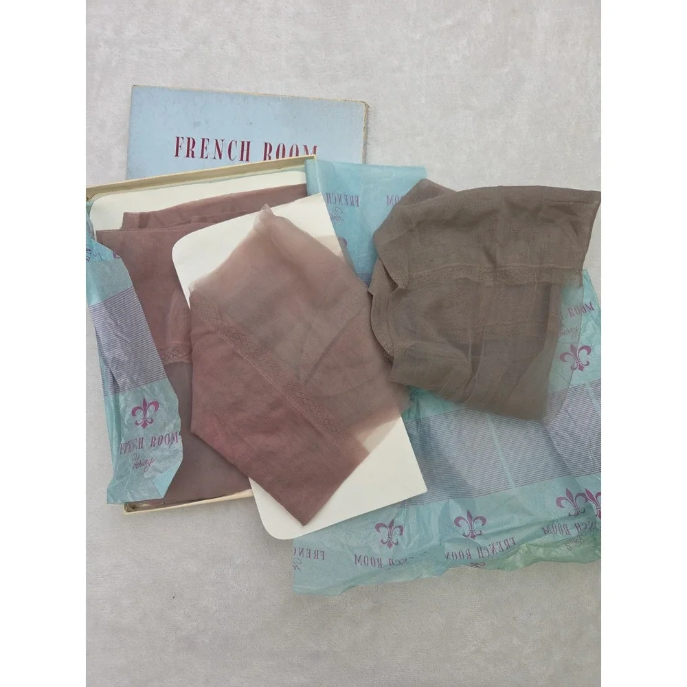 Vtg French Room Super Sheer Sandal Foot DOVE Garter Nylon Stockings Size 9 M